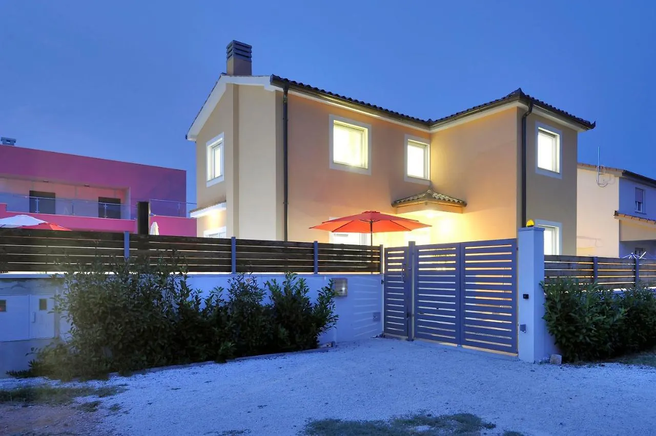 Villa With Private Pool In Village Jadreski Pula 0*,  Croatia